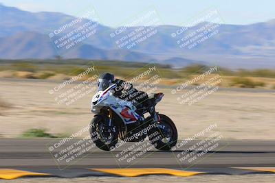 media/Jan-19-2023-Racers Edge (Thu) [[69d0b4dc55]]/B Group/Session 5 (Turn 3 Exit Pans)/